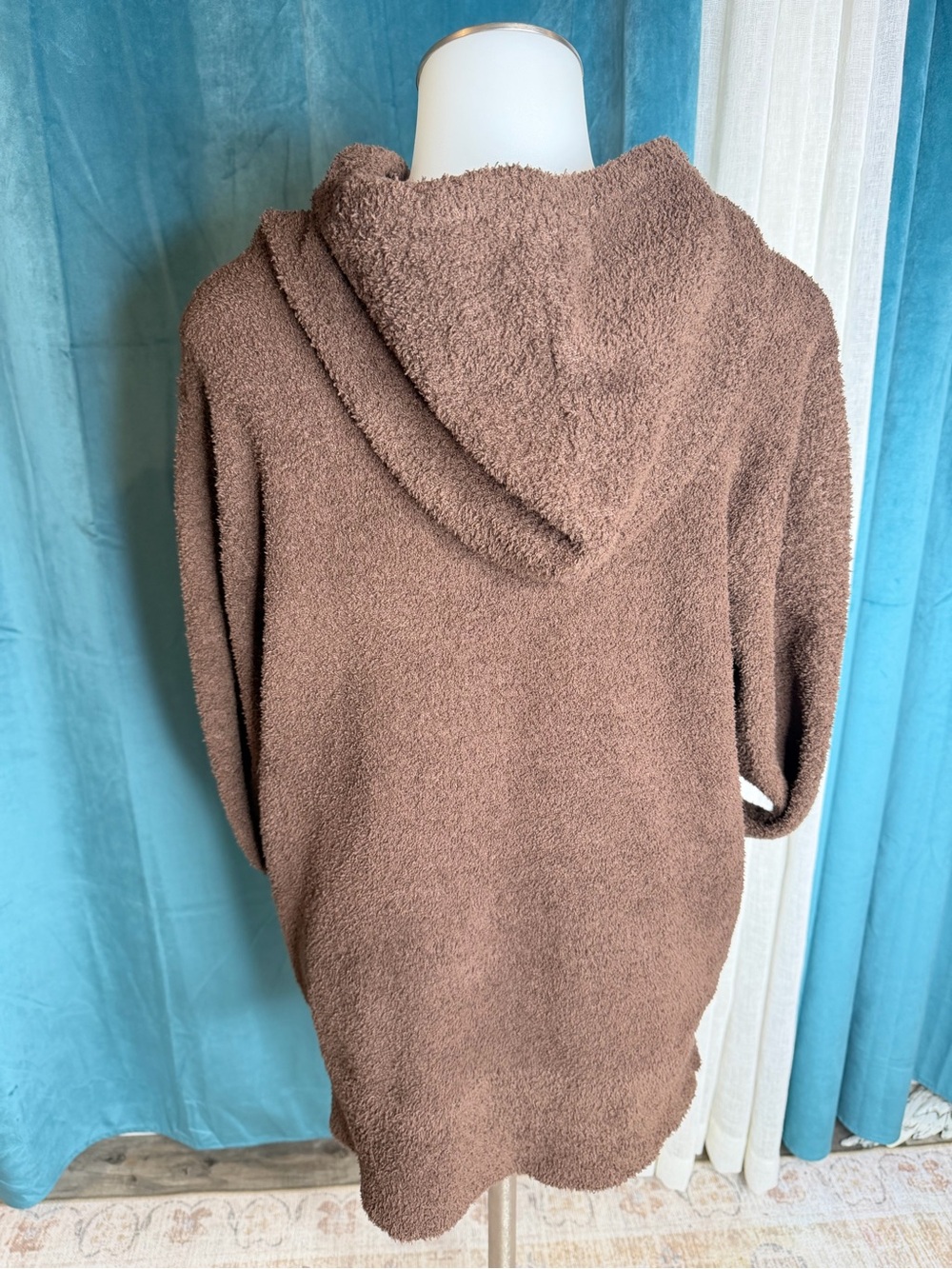 Jeffree Star Fashion Brown Fleece Jacket with Pink Logo Tag - Picture 4 of 5